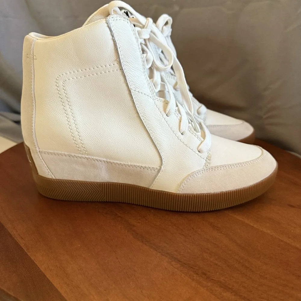 Sorel Women Out N‎ About Wedge Bootie Sea Salt/Gum NL4913-125 size 10 Waterproof
